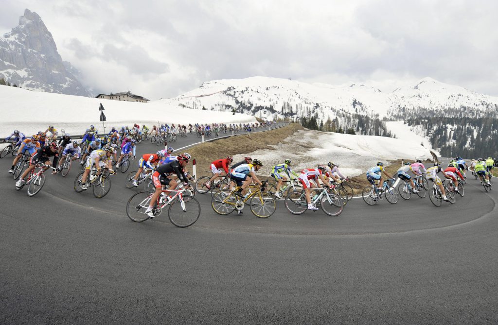 he pack with US Lance Armstrong (Astana/KAZ) (C) rides during the fifth stage of the 92nd Giro of Italy between San Martino di Castrozza and Alpe di Siusi on May 13, 2009. Russia's Denis Menchov (Rabobank/NED) won the stage while Italy's Danilo Di Luca (LPR/IRL) took the overall lead. AFP PHOTO / DAMIEN MEYER (Photo credit should read DAMIEN MEYER/AFP/Getty Images)