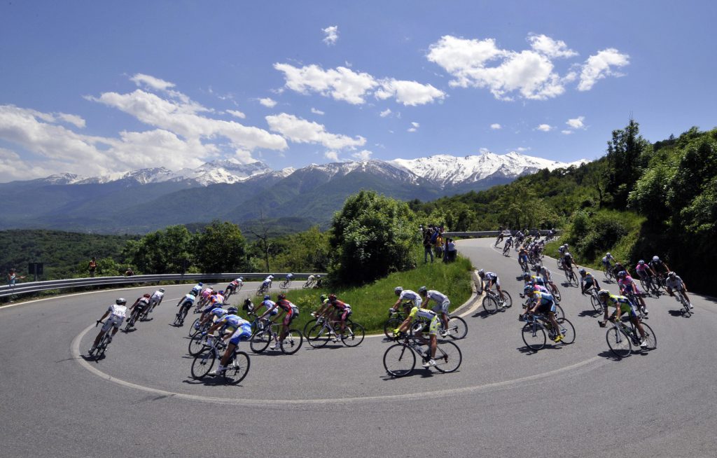 The pack rides during the tenth stage of 92nd Giro of Italy between Cuneo and Pinerolo on May 19, 2009. Italy's Daniele Di Luca (LPR/IRL) tightened his grip on the race leader's pink jersey by winning the 262km tenth stage after attacking on the descent of the Pra Martino climb and leaving all his rivals in his wake to take the victory in a little over six and a half hours. AFP PHOTO / DAMIEN MEYER (Photo credit should read DAMIEN MEYER/AFP/Getty Images)