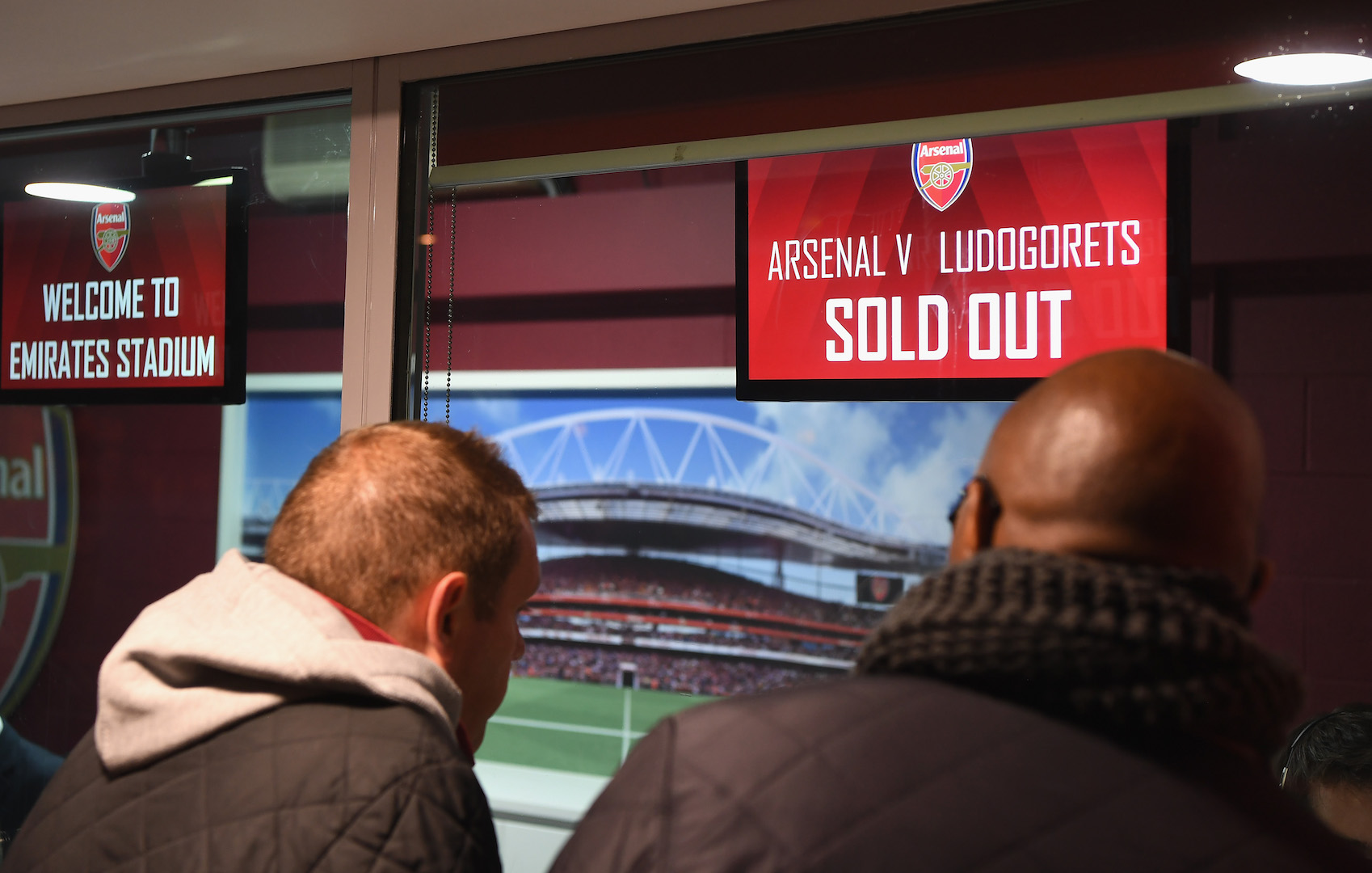 LONDON, ENGLAND - OCTOBER 19: Supporters attempt to buy tickets prior to the UEFA Champions League group A match between Arsenal FC and PFC Ludogorets Razgrad at the Emirates Stadium on October 19, 2016 in London, England. (Photo by Mike Hewitt/Getty Images)
