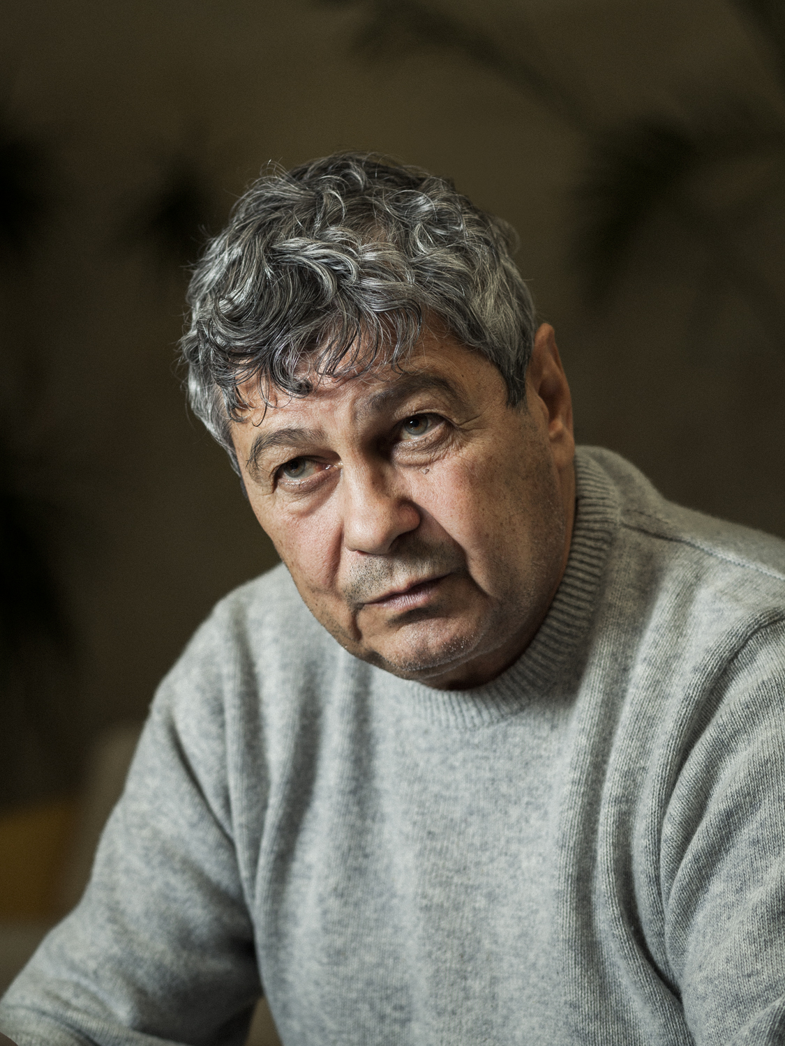 20121128_Esquire_Mircea_Lucescu_230