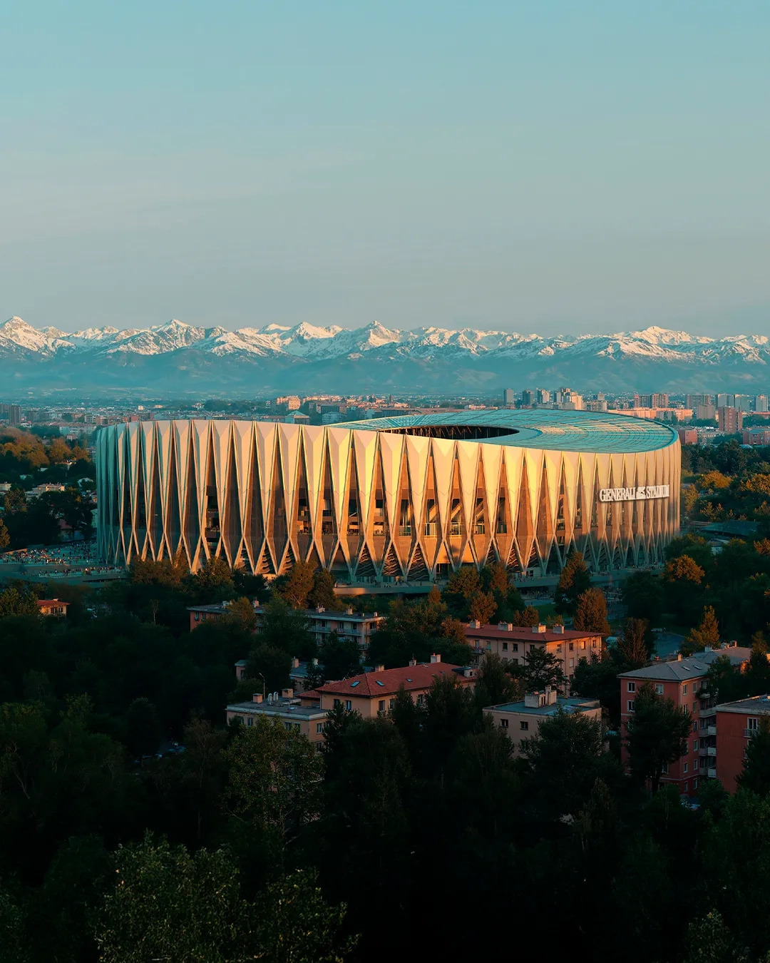 INT-CarouselStadio-1